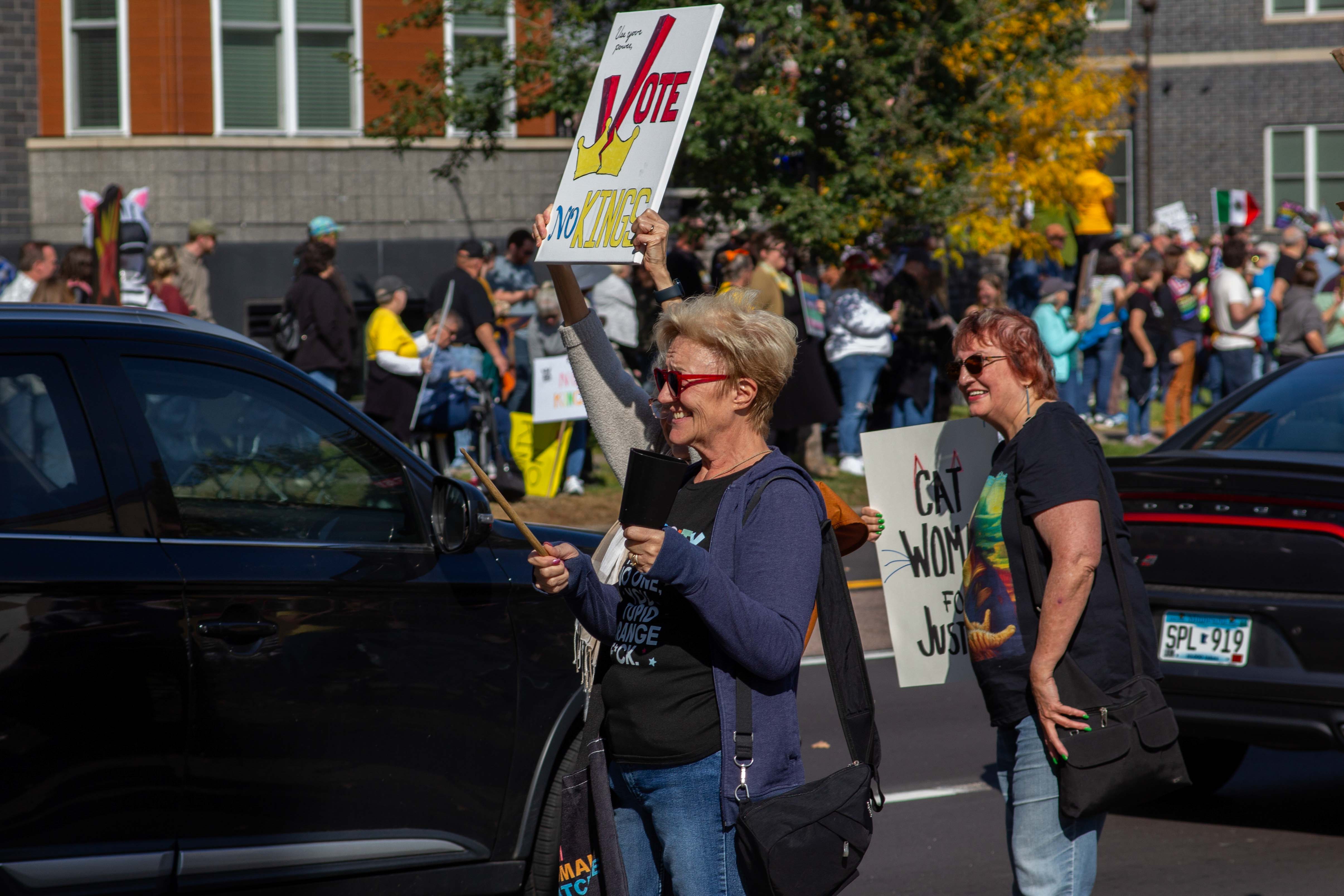 No Kings Protest - Photo 7