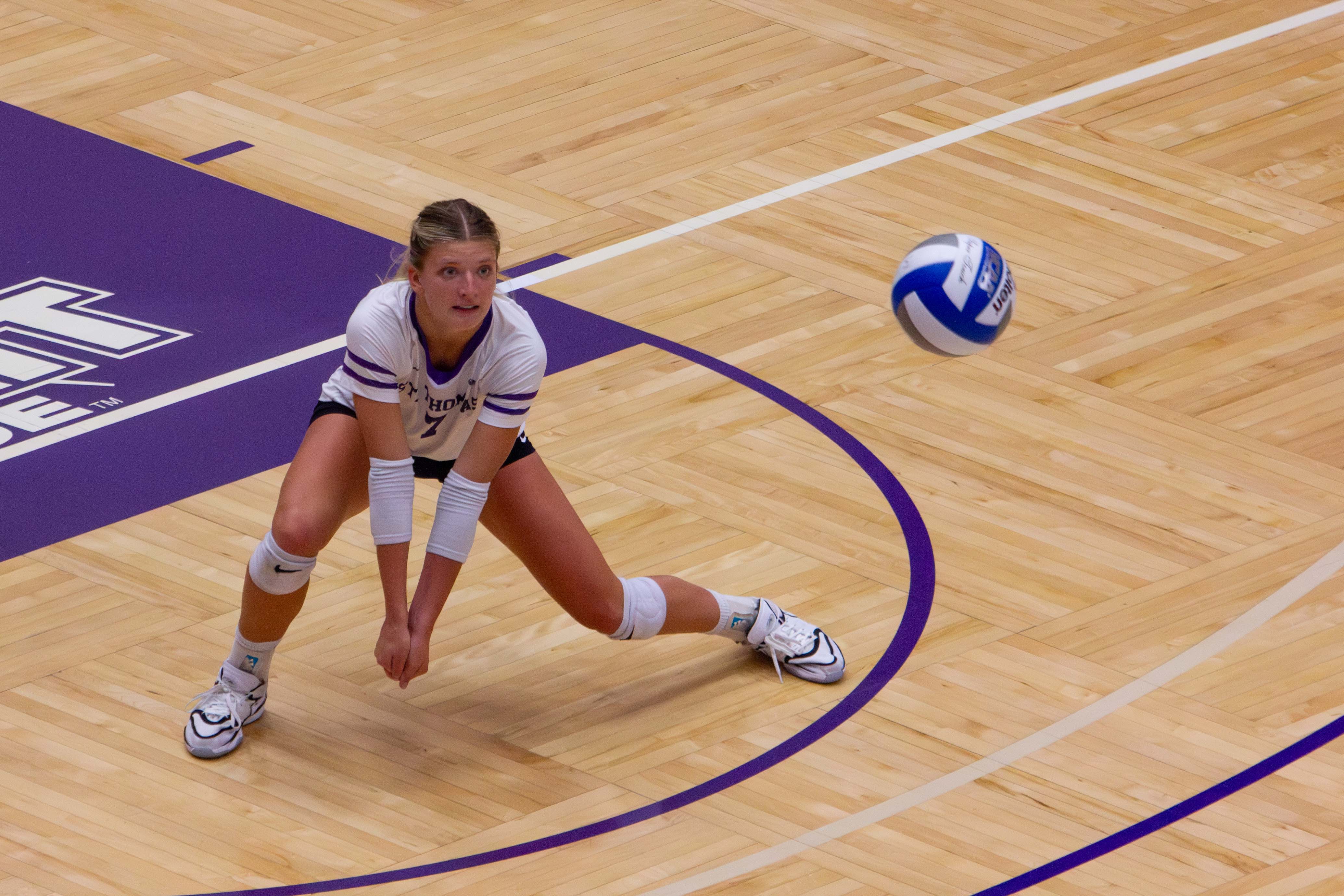 St. Thomas Volleyball vs. Kansas City - Photo 6
